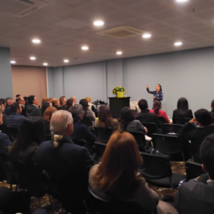 Lanzamiento Comunica, y triunfarás, Claudia María Ramírez